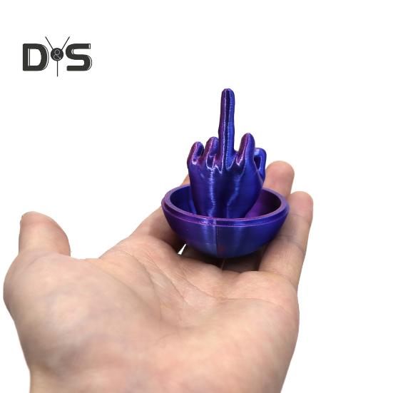 Velikonoční vajíčko s prostředníčkem, 3D tisk, velikonoční překvapení, velikonoční košík, nezbytné kreativní žertovné dárky pro dospělé