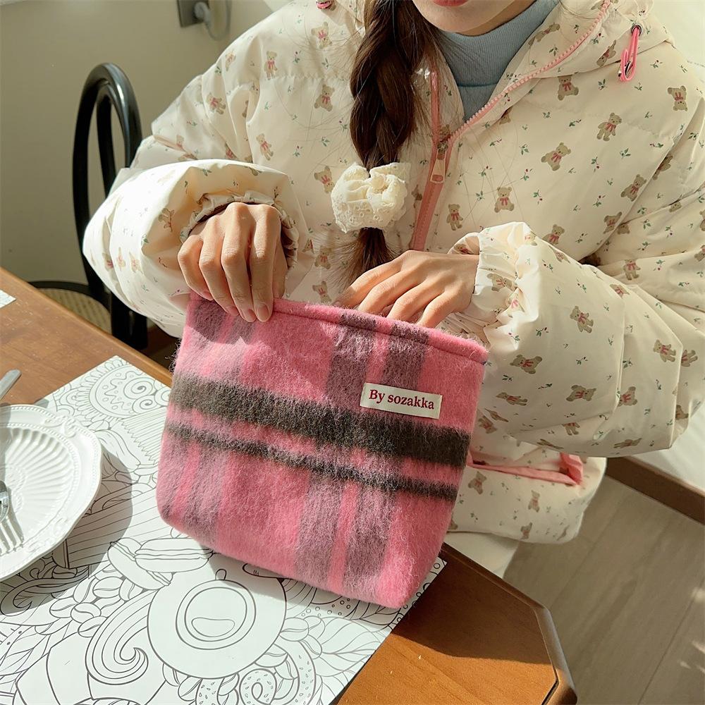 Ins Korean Plaid Retro Makeup Bag for Women Clutch Bag Large Capacity Woolen Cosmetic Bags Makeup Pouch Coin Purse Key Phone Bag