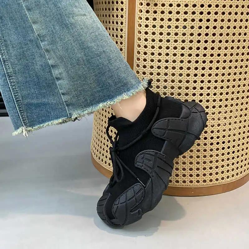 Fashion Hip Hop Flat Sole Women Sneakers 50 Flats Overseas Shoes Skate Street Sports Runings Design Shooes Famous Tnis Tenus
