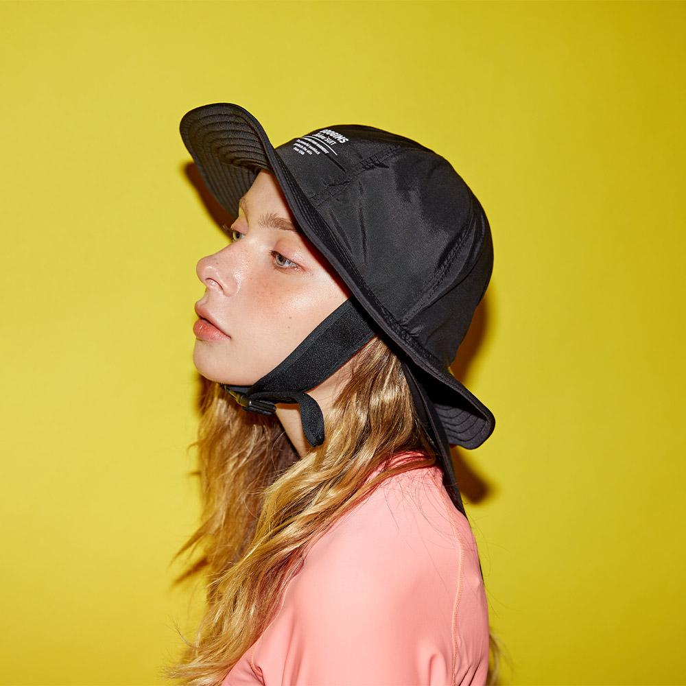 Gugimseukeompeoni 758Bk Surfing Hat Whistle Covered Pro