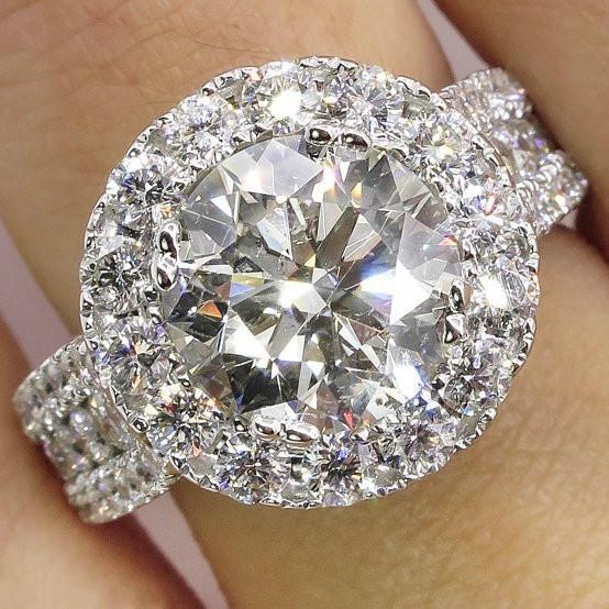 

Moonso Women s Micro-Paved Full Diamond Statement Ring R5041 Size 9 белый