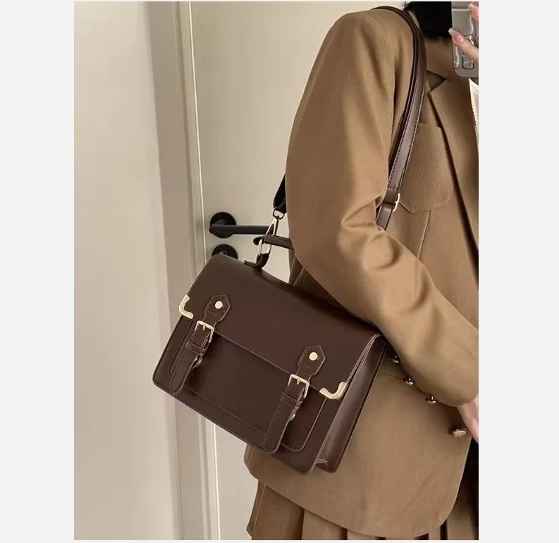 College Style JK Lolita Uniform Bags Female 2025 Summer New One-shoulder Handbag Japanese Retro Student Backpack