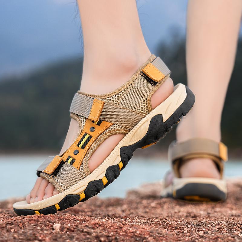 Fashion Summer Mens Sandals Designer Beach Shoes Mens Outdoor Slippers Sports Breathable Loafers Luxury Flat Shoes