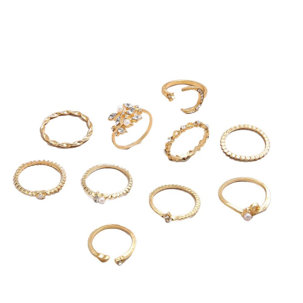 10-Piece Star and Moon, Heart, and Leaf Knuckle Ring Set - Creative Retro Women's Rings