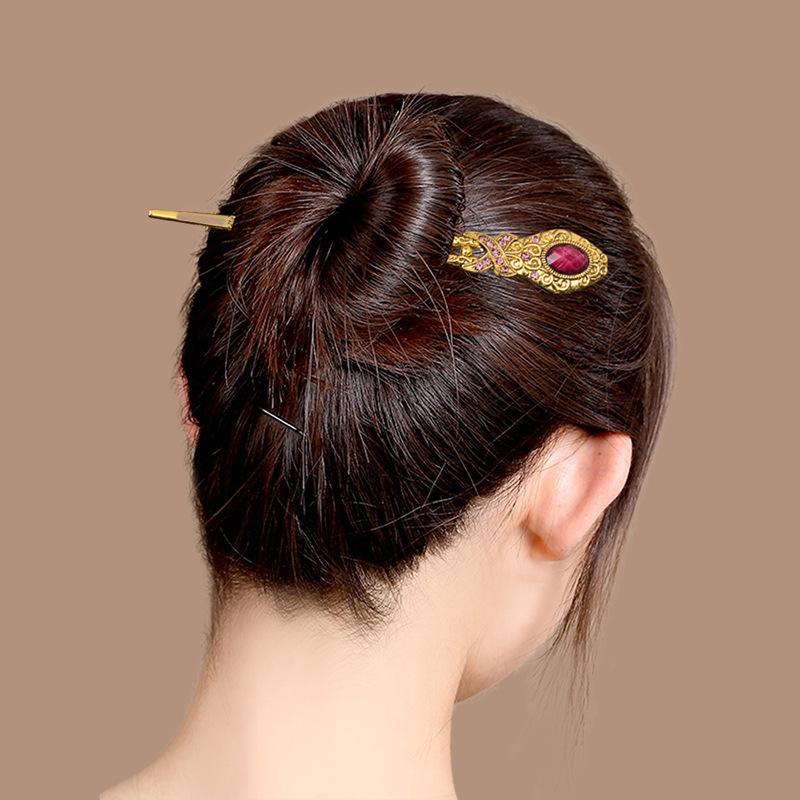 Classic Cheongsam Updo Hairpin: Versatile Retro Hanfu Palace Accessory for Everyday Use