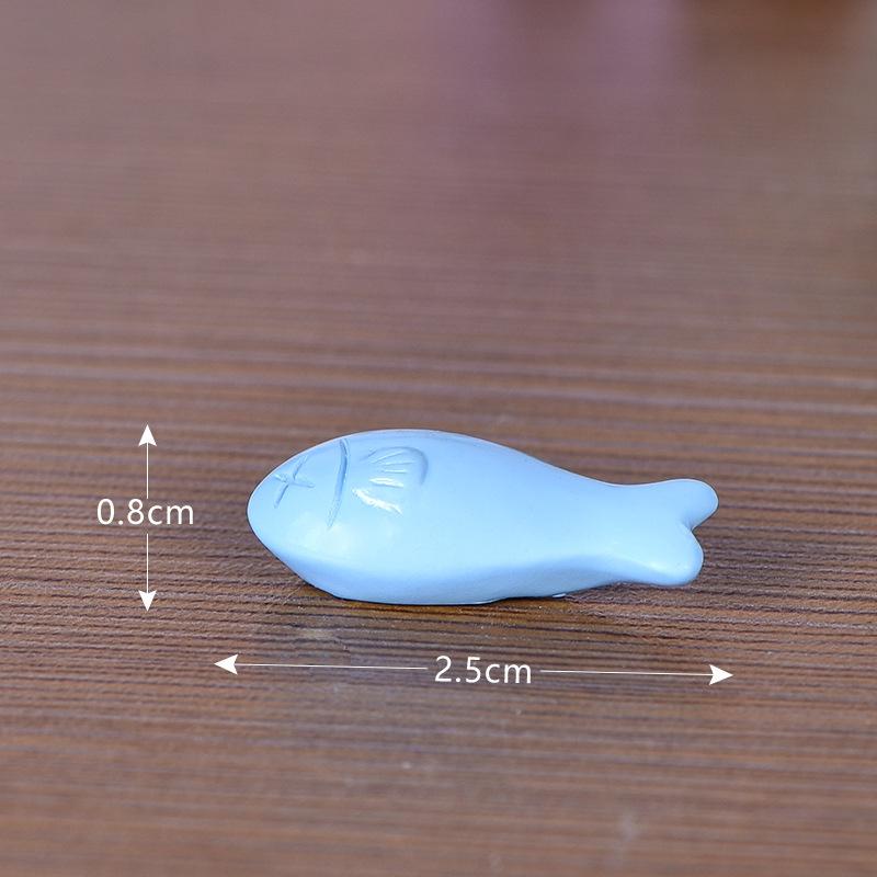 Delightful Cartoon Cat Design Mini Cat Dolls Ideal For Creative Cake Decorations And Gifts