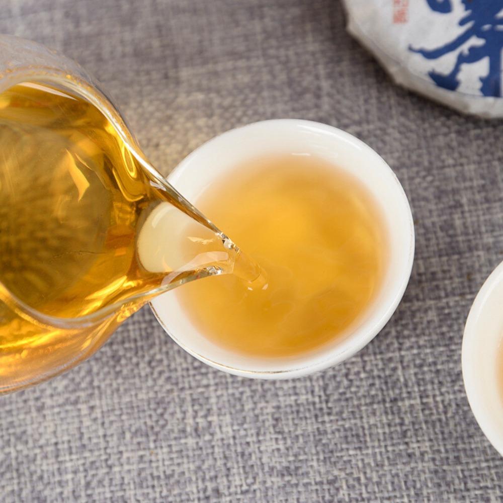 Yunnan Ancient Arbor Pu Erh Raw Tea Cake 100g