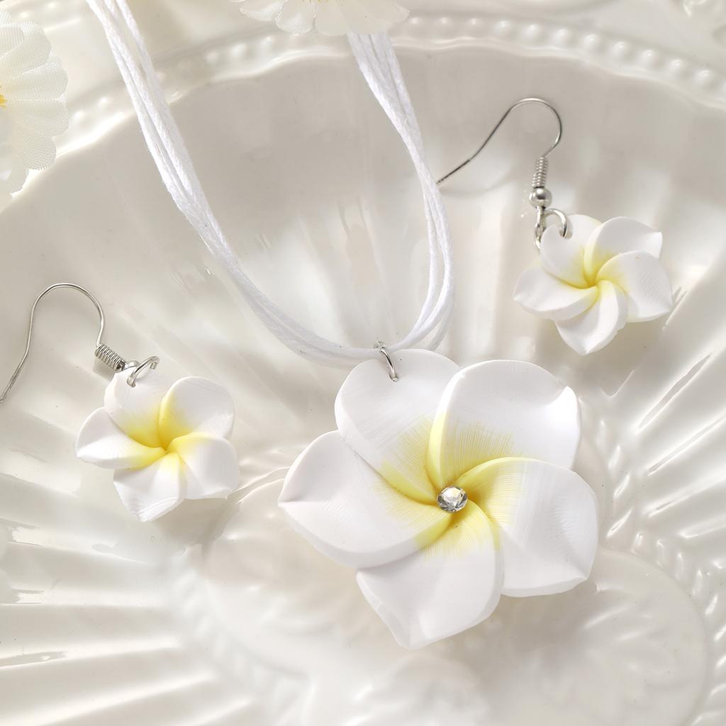 Set di Gioielli di Lusso da 3 Pezzi per Donna Collana con Ciondolo Fiore di Cristallo Vintage e Orecchini Design Raffinato Gioielli Regali per Feste 2026