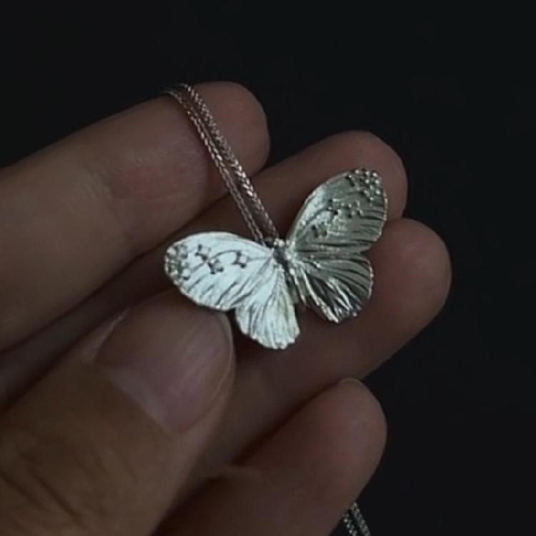 Versatile Butterfly Necklace Suitable for Any Occasion Minimalist Look Brushed Finish Copper Clavicle Chain Jewelry