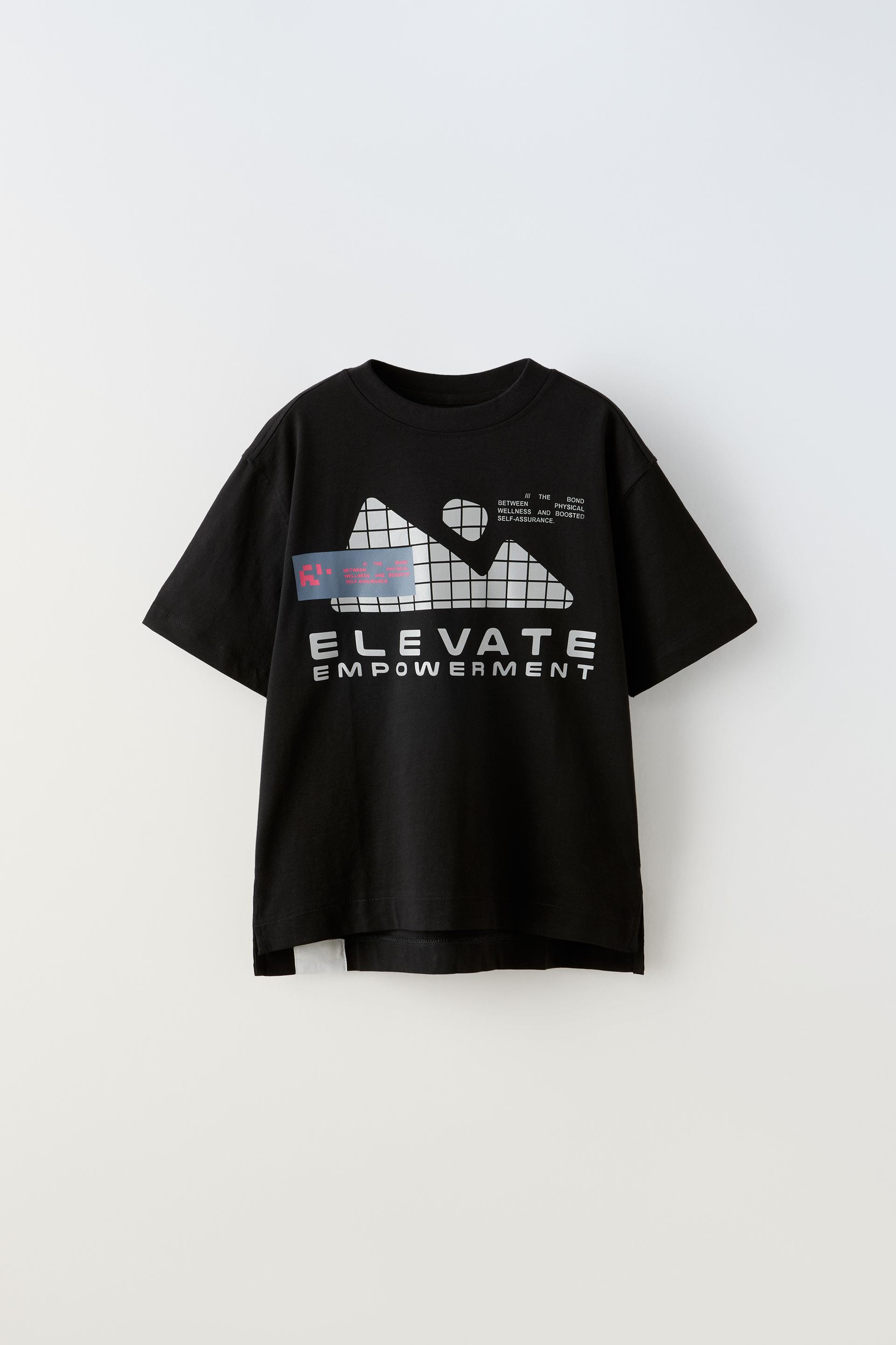 

ФУТБОЛКА СО Светоотражающим ПРИНТОМ