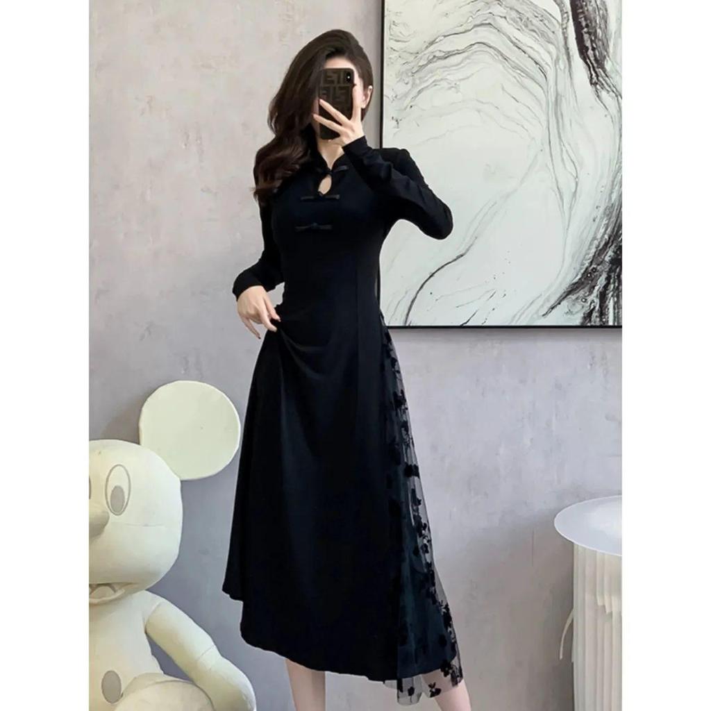Plus Size Black Frog Button Mid-Length Dress - New Chinese Style for Spring, Autumn, and Winter