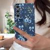 Blaubeer-Schleifen Blumiges Case Für Samsung S26 S25 S24 Ultra S23 S22 S21 FE A15 A16 A17 A26 A35 A36 A37 A54 A55 A56 A57 5G Lederstruktur Abdeckung
