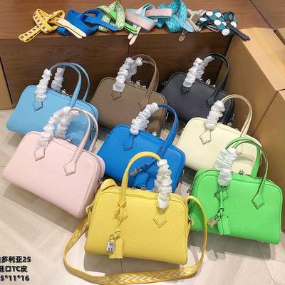 Victoria Bag Top Layer TC Cowhide Women's Bag Pillow Bag Bowling Bag Fashionable High-end Single Shoulder Crossbody Bag