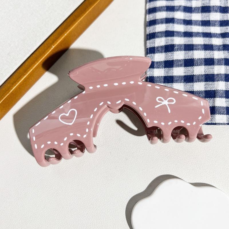 High-end Cream-colored Hair Clips Women's Heart Graffiti Wavy Gripper Elegant Updo Shark Gripper