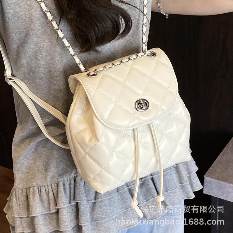 Rhombus embroidered thread women's backpack 2025 new trendy fashion versatile chain backpack exquisite super fire small schoolbag