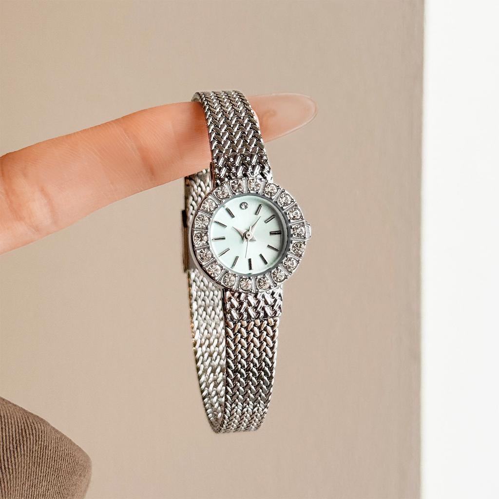 Light Luxury Retro Women's Watch,Diamond Inlaid Small Gold Watch,Elegant Diamond Inlaid Bracelet Watch,Quartz Women's Watches
