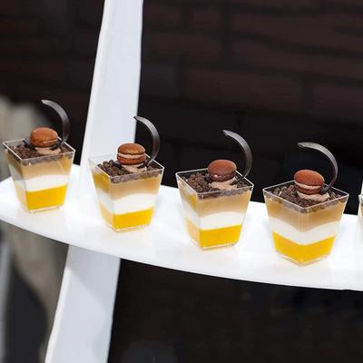 50 Ensembles Coupes à Dessert Jetables avec Cuillères Robuste Réutilisable Plastique Transparent Coupes à Puddings Fournitures pour Fêtes Événements