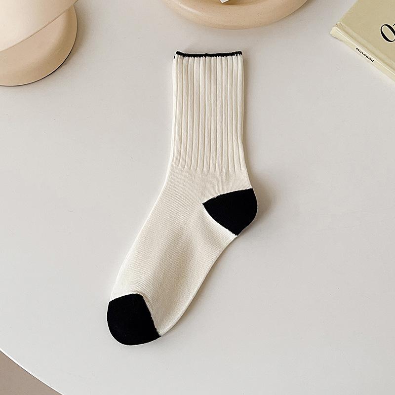 

Female Spring and Autumn Tide New Pinstripe Luo Kou Match Color Tall Drum Pile Pile Cotton Socks 1 pair чорний