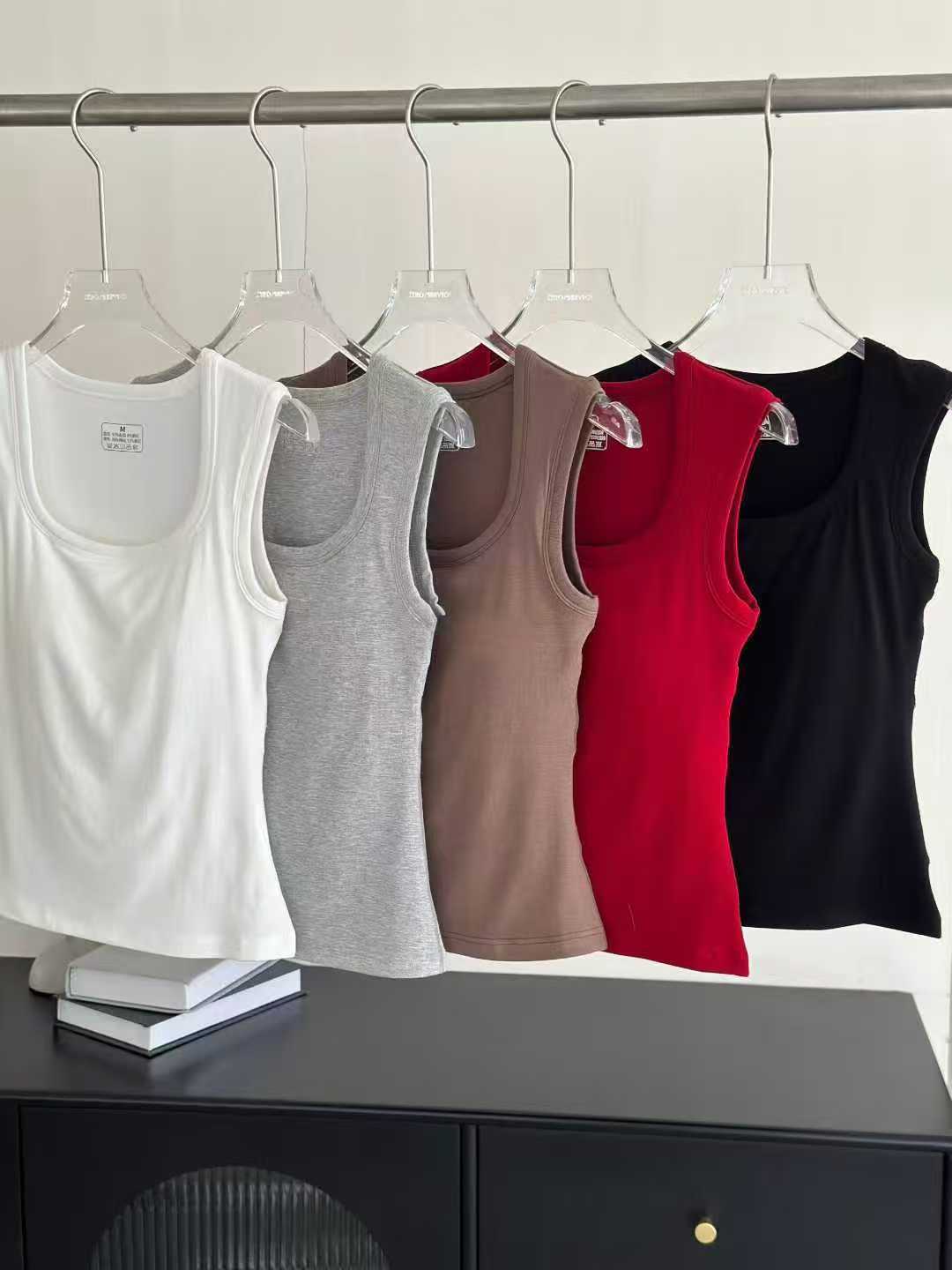 Women s U Neck Sleeveless Wide Strap Tank Top Slim Fit Casual Solid Rayon Ice Camisole With Fixed Built In Bra Pad S