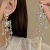 1 Pair of Women'S Fashion Dangling Earrings Halloween Retro Gothic Skeleton Skeleton Long Earrings Suitable for Gift Giving And Holiday Wearing