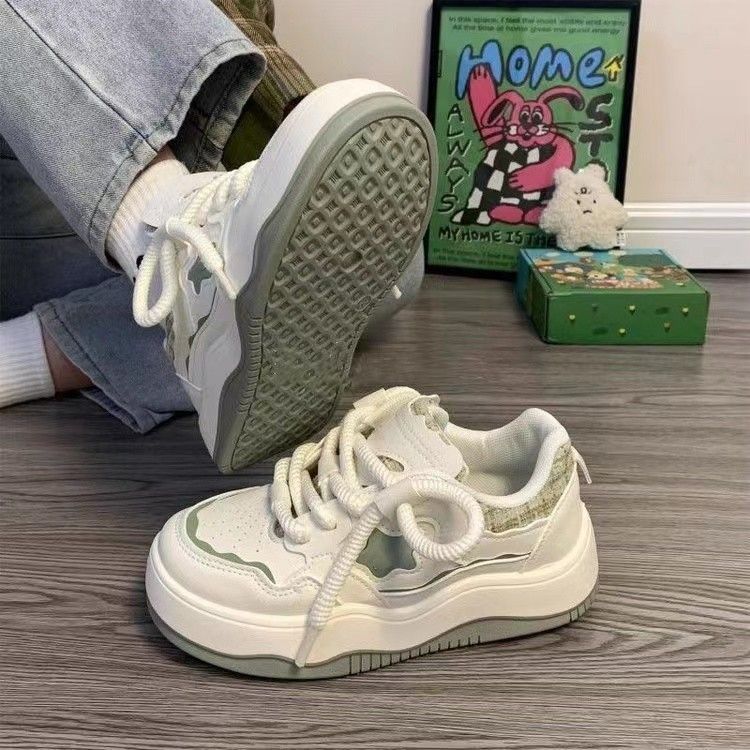 Little White Shoes Women's Autumn and Winter New Versatile Running Sports Shoes Niche Original Design Sense Lightweight Casual Board Shoes