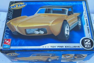 AMT38527 Tiger Shark TOY FAIR 2006 1/25 (AMT)