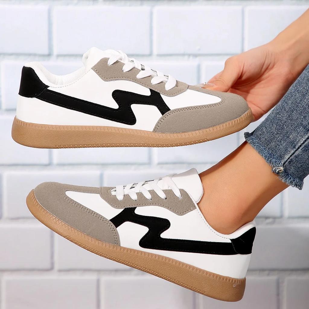 Fashion 2024 Autumn New Fashion Flat Casual Shoes Lace-up Student Sports Women German Training Retro Board Shoes