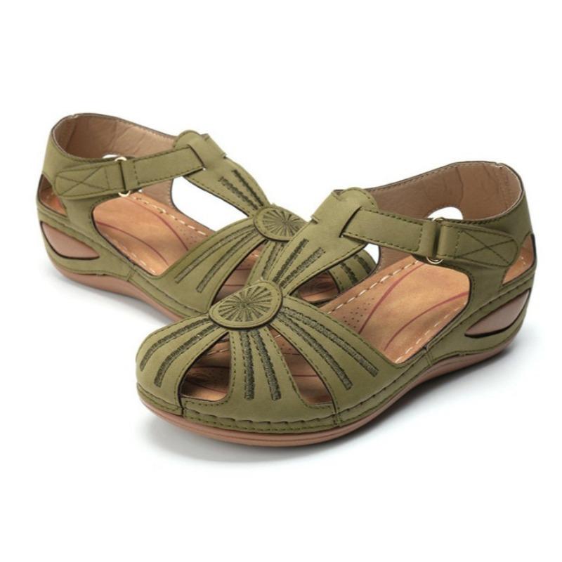 Summer New Women's Plus Size Hollow Out Sandals Stitched Wedge Heel Hollow Casual Shoes