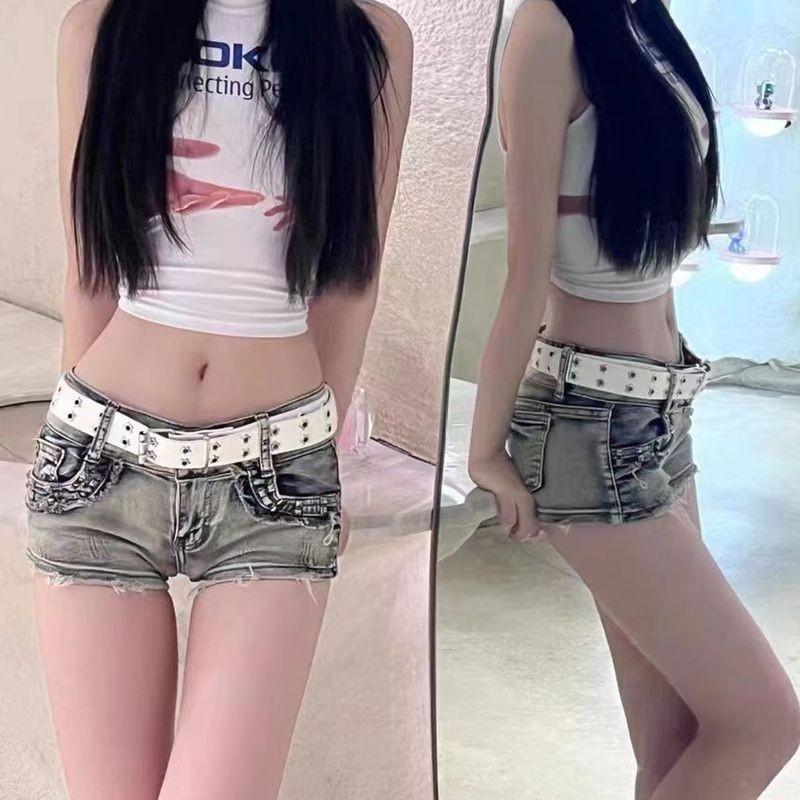 Stylish Women's Belt Korean Ins Dark Style Double Buckle Metal Chain Decor 2023