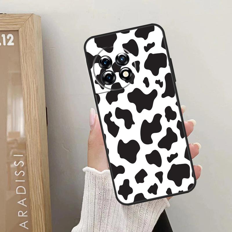 White Black Cow Print Case For OnePlus Nord CE 5 2 3 4 Lite N20 N30 OnePlus 15 13 12 10 R 13T 10T 11 9 10 Pro Cover