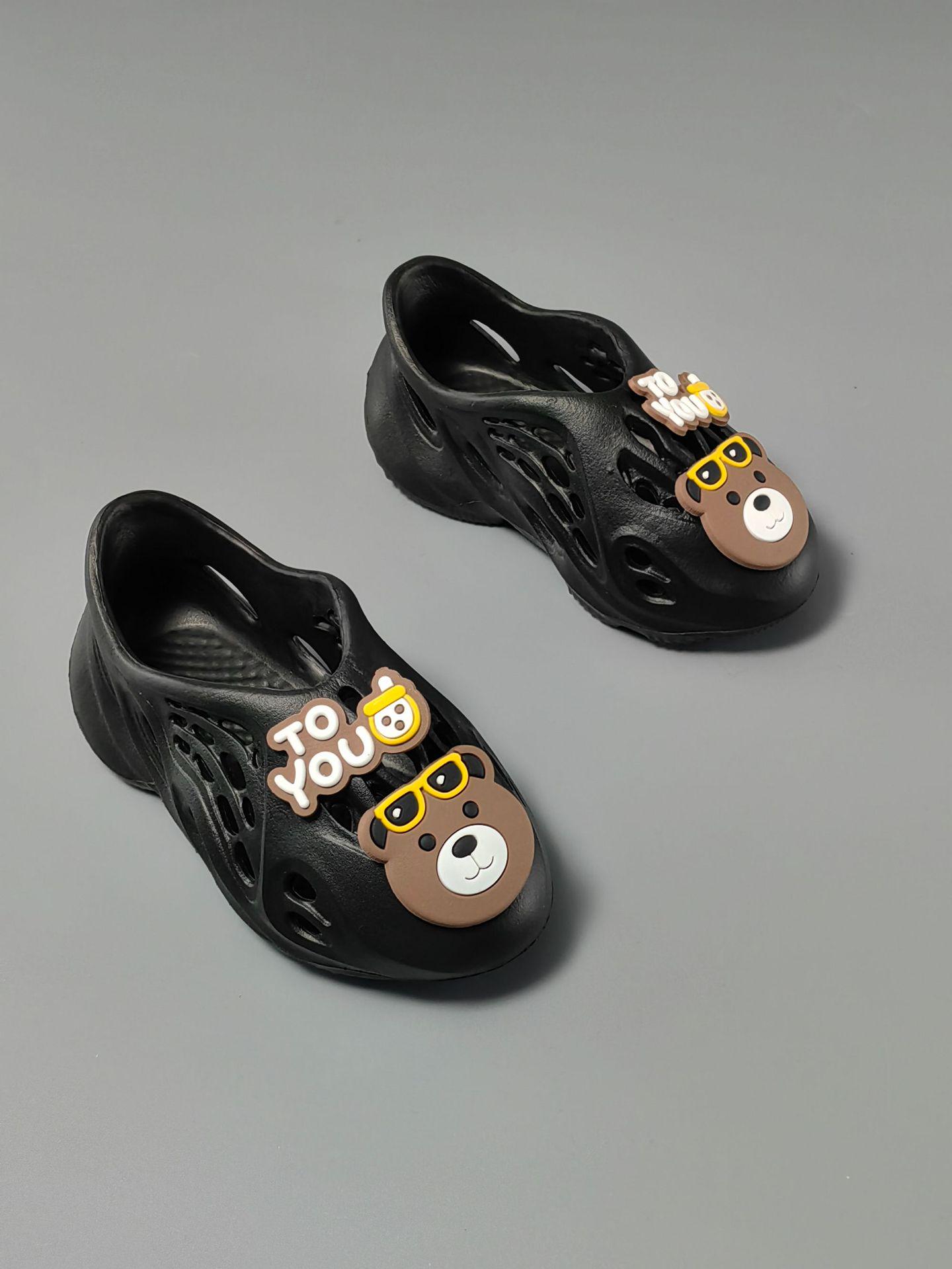 

Модні літні повсякденні сітчасті шльопанці на пласкій підошві з отворами-кокосами - Для приміщень/вулиці, стиль мультяшних автомобілів 26/27 чорний