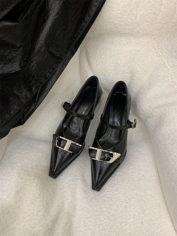 Niche Retro Versatile Mary Jane Shoes Women's Spring and Autumn 2025 New Models with Thick Heels Retro Pointed Single Shoes Women