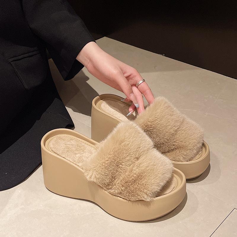 Slope heel thick-soled fluffy slippers female summer wear 2024 new fairy wind one-word drag niche high-heeled cool slippers