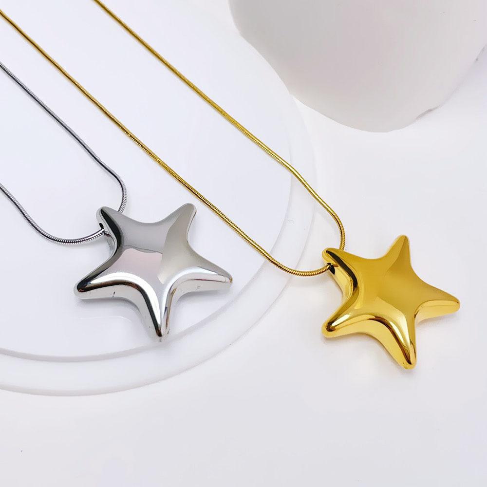Fashion Design Big Star Necklace Female Personality Simple Temperament Titanium Steel Collarbone Chain Does Not Fade Versatile