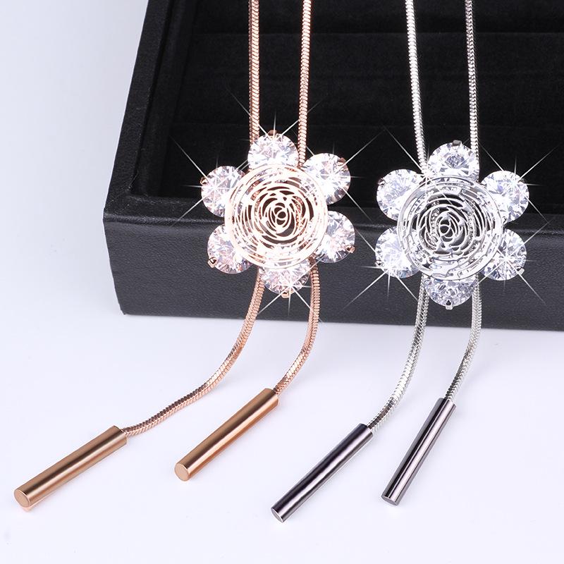 Versatile Crystal Flower Sweater Necklace - Japanese & Korean Fashion Jewelry Pendant