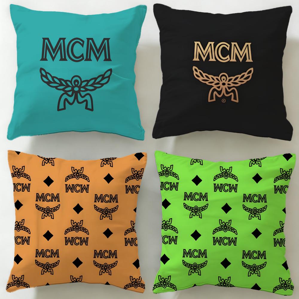 Brand Modern Creation Munchen Cushion Cover Soft EasyWash Pillow Case Versatile for Couch Bed Travel and Office