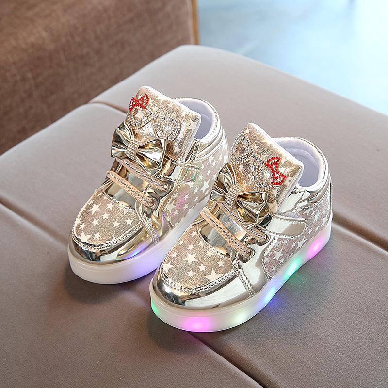 Kids Sneakers Girls Flash Light-up Board Shoes Spring And Autumn Children's Luminous Shoes Children's Glowing Light Sneakers