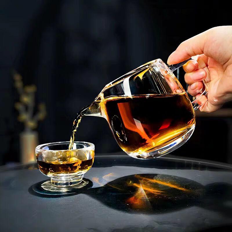 Yingyin Donghai Crystal Tea Pitcher