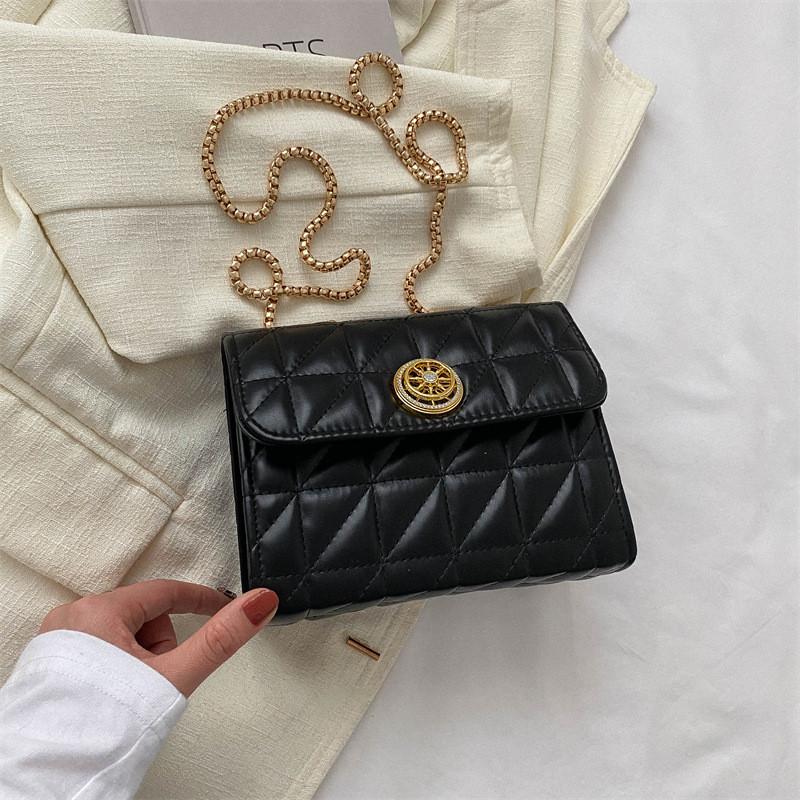 Trendy Women's Chain Shoulder Bag Stylish Autumn Fashionable Crossbody Bag