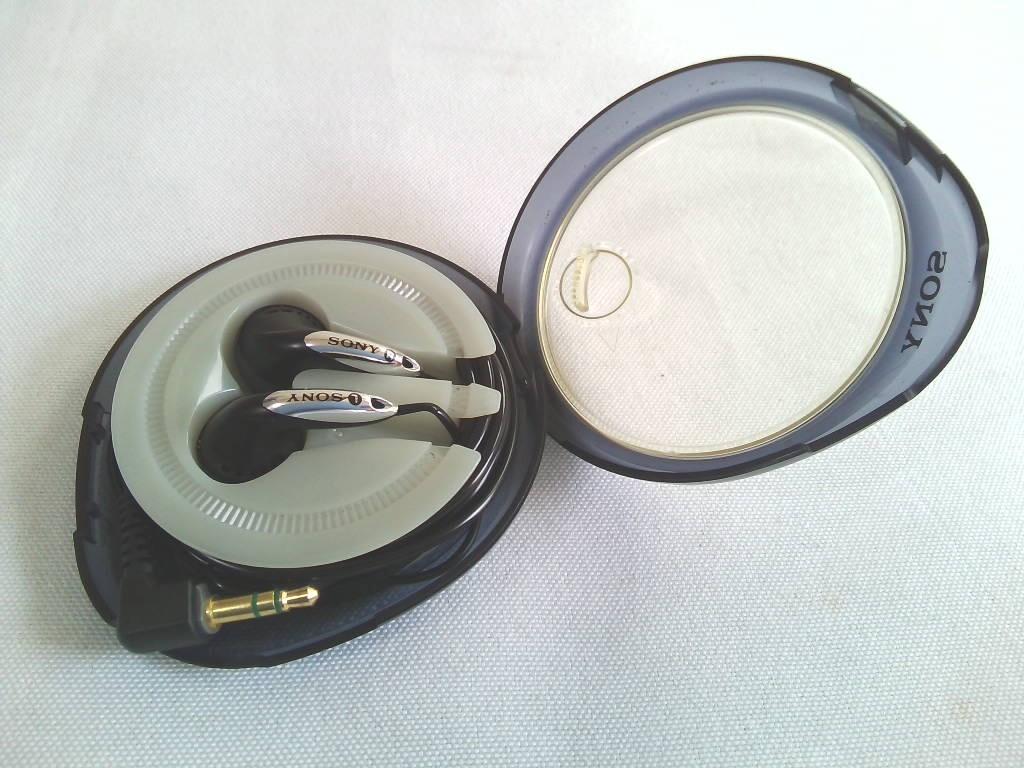 SONY MDR-E837 Stereo Earphones Working Condition