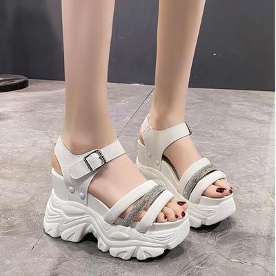 Mode 2024 Sommer Neue Mode Römische Sandalen Lässig Dicke Sohle Erhöhte Leichte frauen Schuhe Weich Bequem und Atmungsaktiv