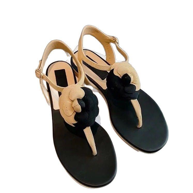 Sheepskin Version~ New Xiaoxiangfeng Camellia Flip-flops Women's One-character Buckle Belt Leather Color Matching Flat-toed Sandals