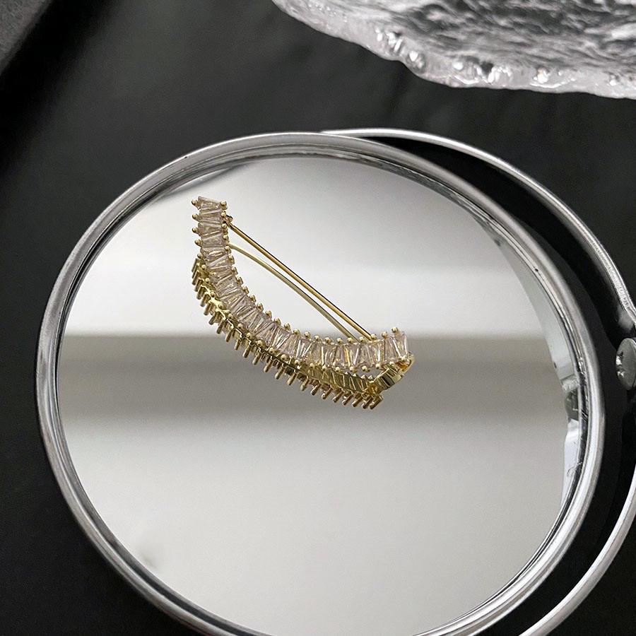 

Exquisite Smiley Corsage Brooch for Women s Cardigans & Sweaters 2024