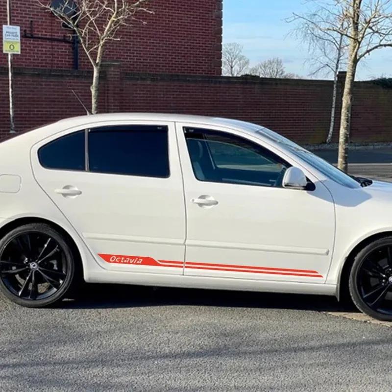 Auto Tür Seitenaufkleber für Skoda Octavia A5 A7 2 3 Combi VRS MK2 MK3 MK3 MK4 A8 A4 Tour RS Vinyl Dekor Aufkleber Auto Tuning Zubehör