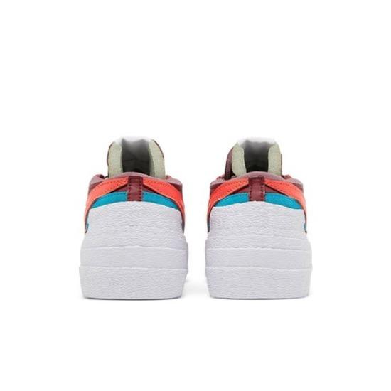Nike KAWS x sacai x Blazer Low 'Team Red' DM7901-600 Buty Męskie