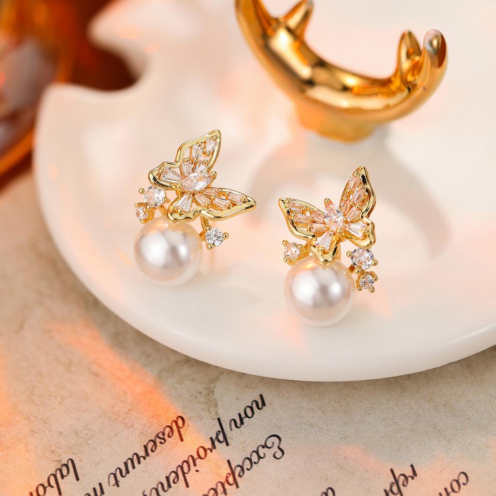 Premium Pearl Stud Earrings S925 Silver Needle Elegant Exquisite Earrings Retro Temperament Versatile Earrings