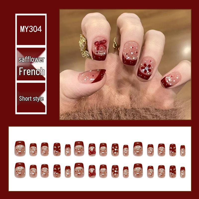 Chasing Light Cat's Eye Crystal Nails: Handmade, Detachable, Flash Diamond Design for Trendy, Stylish Looks.