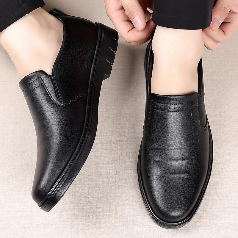 Large size new casual men's shoes British breathable men's business casual soft leather shoes foot casual leather shoes