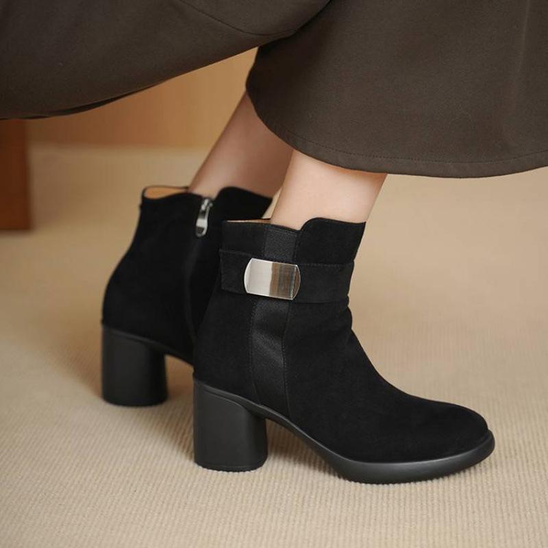 Autumn and Winter Women's Sheepskin Low Boots Solid Color Medium Heel Thick Sole Non-slip New Rubber Sole Leather Large Size Fashion Boots