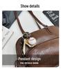 Women's Retro Y2K Underarm Bowling Bag: Large Capacity, Simple, Versatile Shoulder Handbag for Casual Commute.